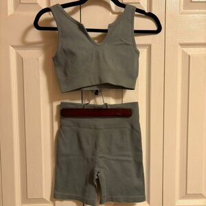 Aerie Seamless Scoop-Neck Workout 2-piece (small)